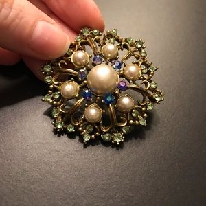 Vintage-inspired costume jewelry brooch
